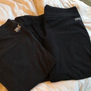 Excercize capris, black.